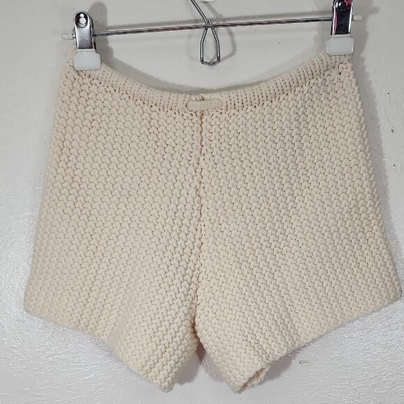 Cream Knit Boho Beachy Women's Shorts With Drawstring Size S/M NWT - Picture 2 of 6